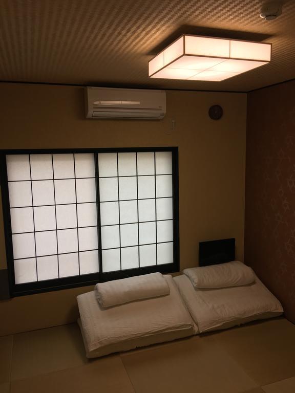 Kyu Kyu 2* Tokio